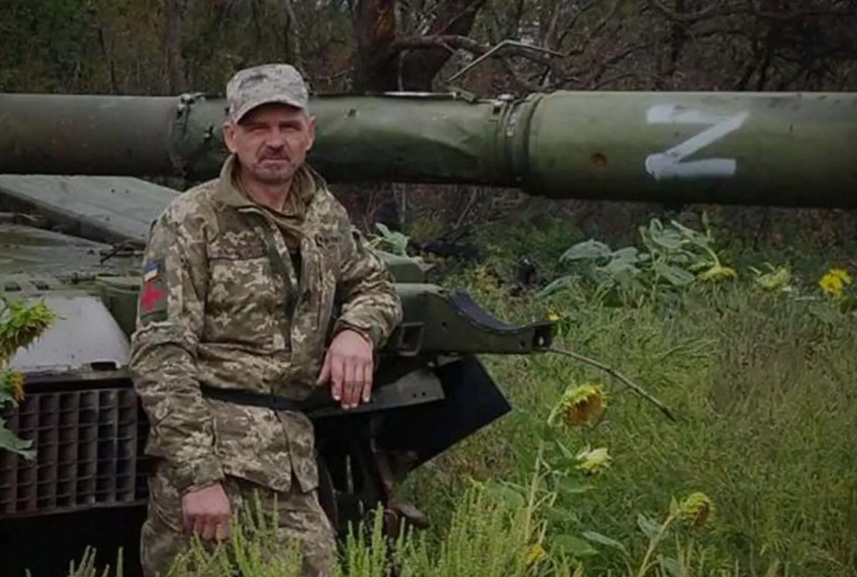 25 років рятував людей на «швидкій», а тепер — на фронті: історія фельдшера Віктора