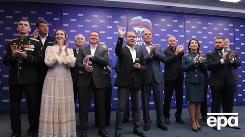 «Единая Россия» отримала найбільшу фракцію в історії Держдуми