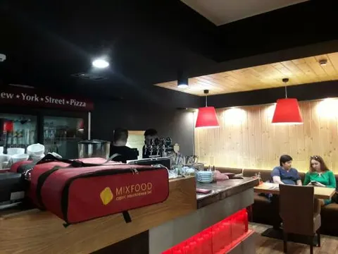 Історія Mixfood: від сторінки на 0629 до мережі, яку не зламала війна
