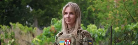 Від стоматології до порятунку побратимів: історія бойової медикині Юлії