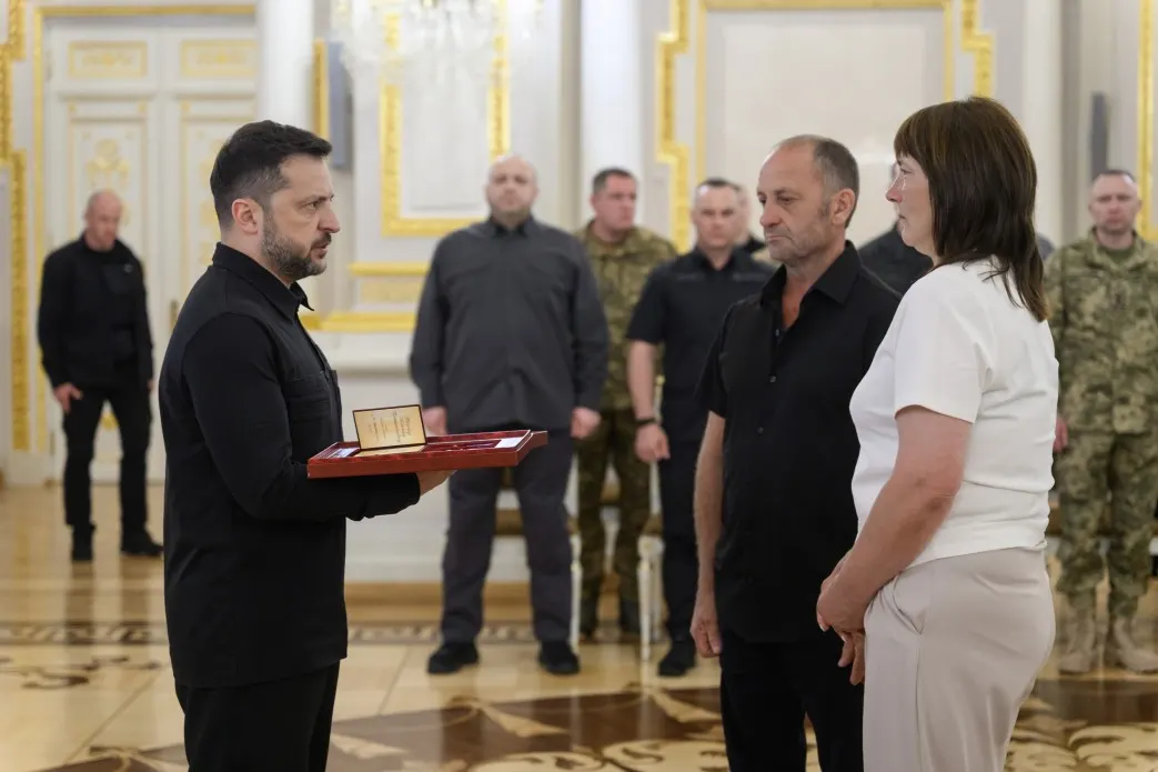 Вони закрили собою побратимів: історії воїнів, яких нагородив Президент