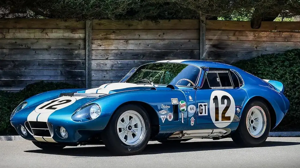 Shelby Cobra Daytona Coupe з колекції Керролла Шелбі продали за $42,9 млн