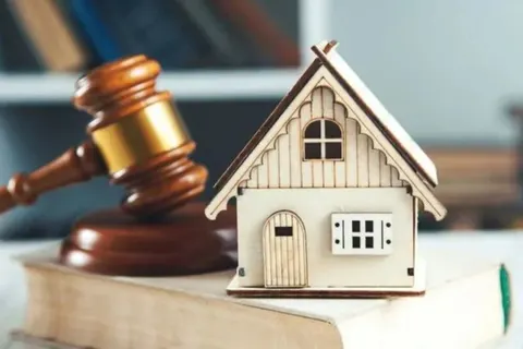 Кому переходить частка спадщини, якщо спадкоємець від неї відмовився