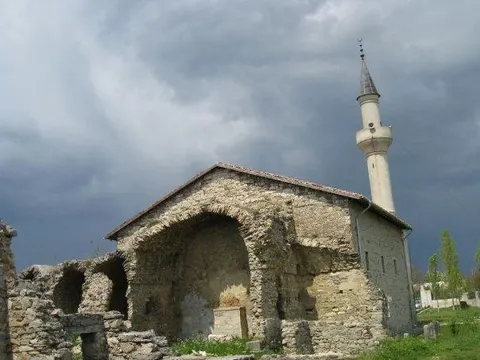 Майже 2000 пам’яток: як Росія нищить і привласнює українську спадщину
