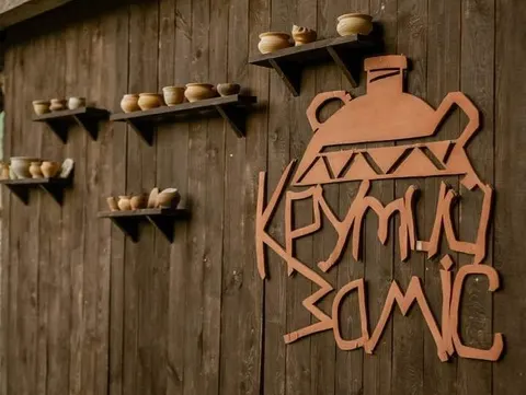«Крутий Заміс» у Холодному Яру: п’ять днів музики, ремесел і півоній