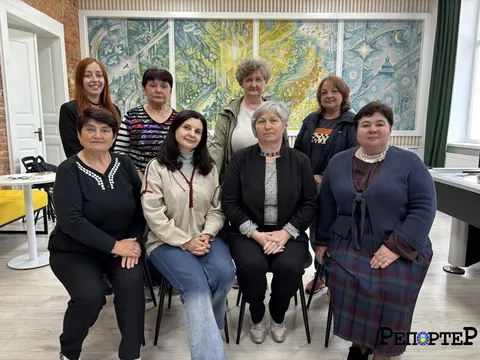 У Городенці 30 жінок відроджують давні вишивки Покуття