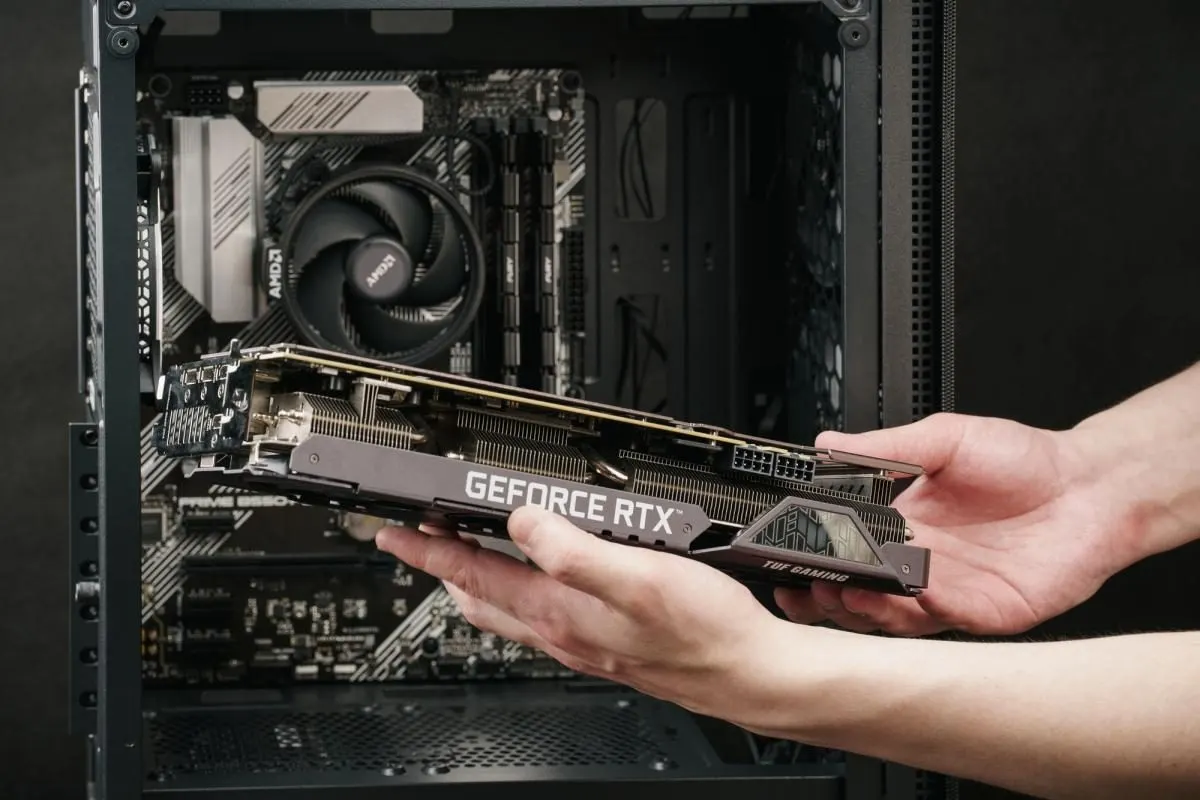 7 відеокарт, які стали легендами розчарувань: від RTX 5090 до S3 ViRGE